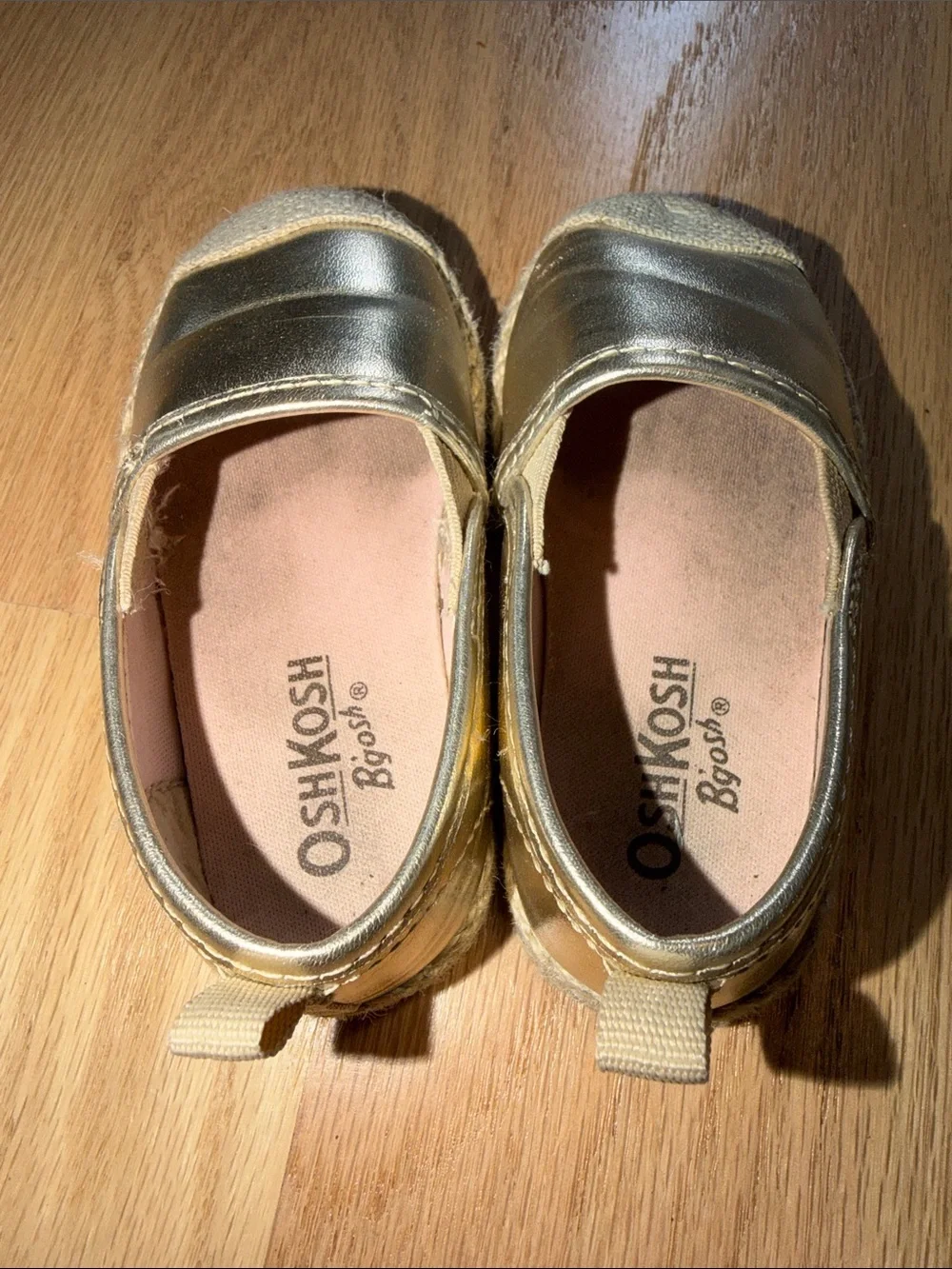 OshKosh Bgosh shiny metallic